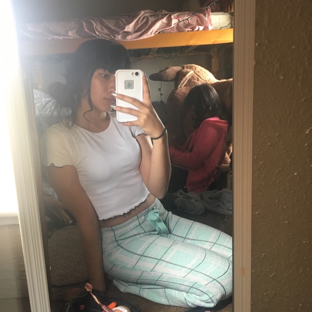 CropTop - Picture 5 of 6